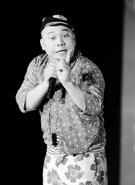 金牌背后有苦有汗还有二人转 田娃安三逗乐运动员(组图)