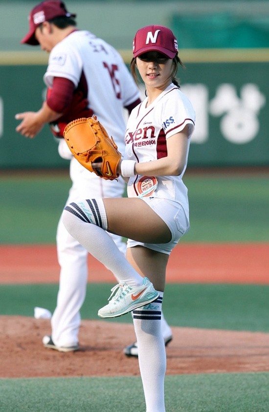 釜山行棒球女腿图片