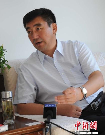 谢强称,沙湾县在精细化工和建材装备制造等重点产业取得突破性进展.