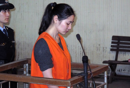 相亲节目嘉宾,名模陈明月醉驾致死案公审(组图)