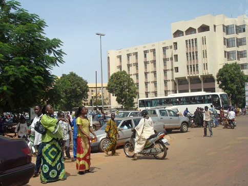 马里共和国首都马里科位于尼日尔河河岸