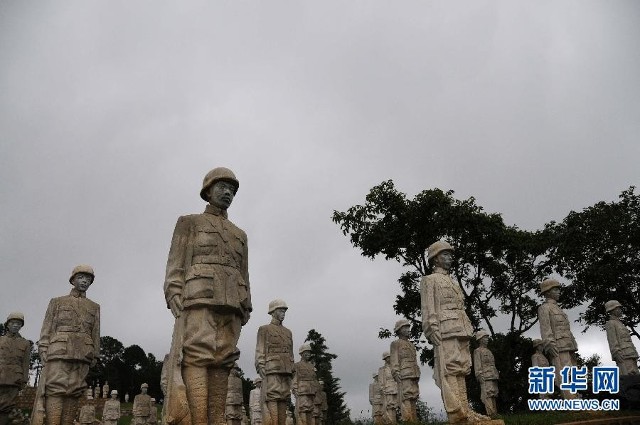 雲南松山戰役遺址建中國遠征軍雕塑群(組圖)