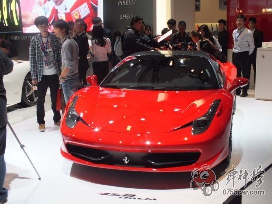 法拉利458 spider驚豔廣州車展(組圖)