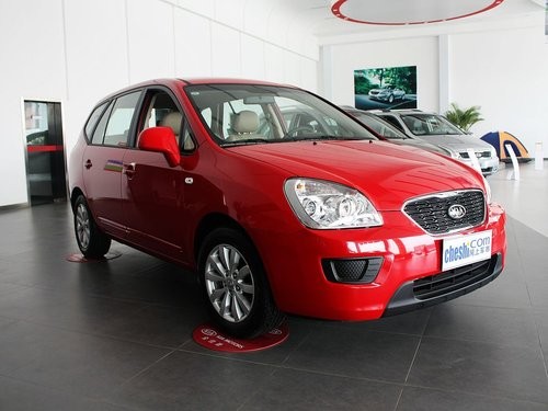 进口起亚新佳乐直降1.5万元 有部分现车(组图)