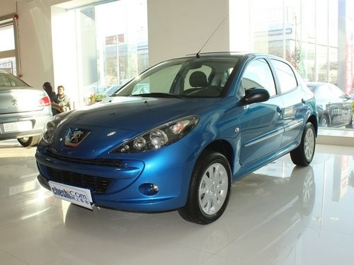 东风标致207直降8000元 最低售6.38万元(组图)