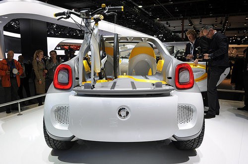 全新smart for-us电动概念车亮相底特律