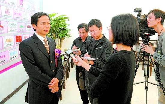 2012汕头潮南纺织制衣工业展览会花落美莱顺(国际)内衣城,让这个"立足