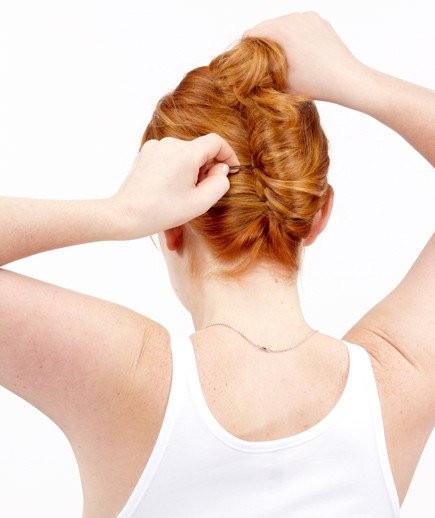 简单5步 搞定经典法式面包盘发髻(组图)