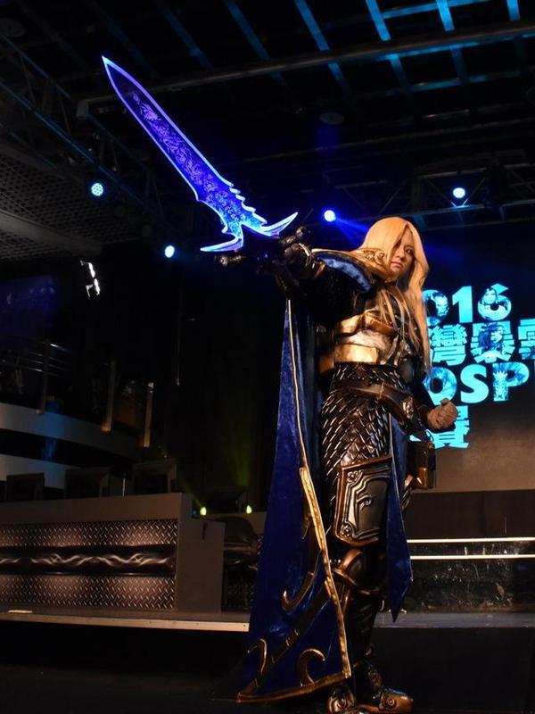 台湾暴雪Cosplay大赛 神还原《暗黑3》迪亚布