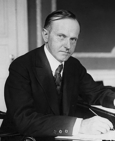 在哈定的带领下,美国确实从战争状态回归到了常态,可惜哈定总统病死在