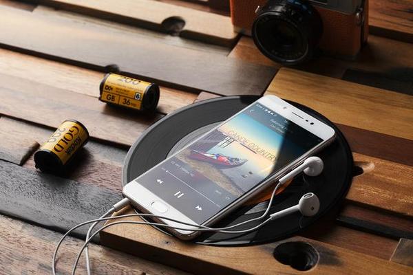 五回合正面较量:vivo X7Plus 与小米5s Plus