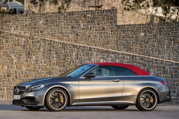 最拉风的性能派 奔驰c63 amg敞篷版赏析