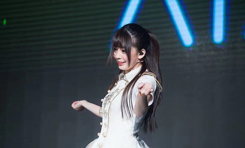 万芳舟成功逆袭 入选偶像女团atf正式出道