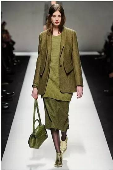 不知道衣服颜色怎么搭配?这5个技巧就够了!