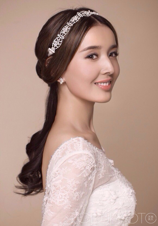 90后韩式婚纱照新娘发型