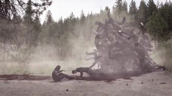 《丧尸国度》僵尸病毒已经侵袭美国三年后的世