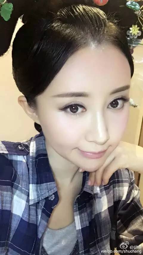 平眉和一字眉的区别 万图壁纸网