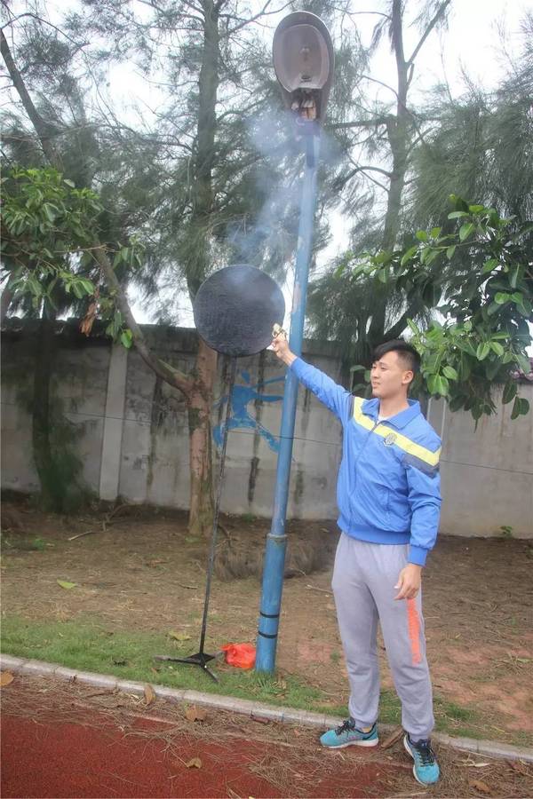 翰英中学2016年校运动会圆满结束啦!