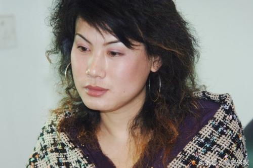 Kết quả hình ảnh cho 中国第一个网络征婚变性人,黄宁倩