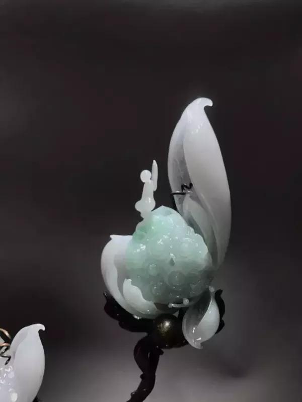 进行深度设计,以简约,明快的线条造型,来传达"心静自然禅"的佛家哲学