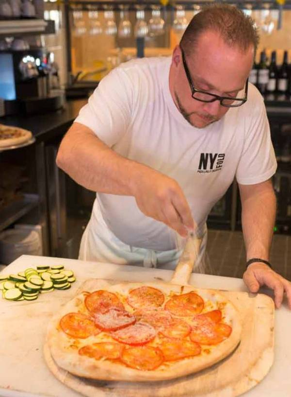 【bigfoodie独家专访】中国城ny fold 来自纽约的超大披萨 q弹酥脆吃