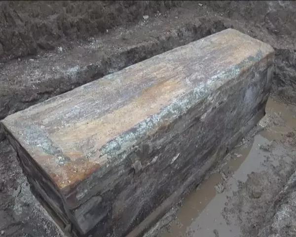 石首市高陵镇发现的古墓开棺!内附视频,速看