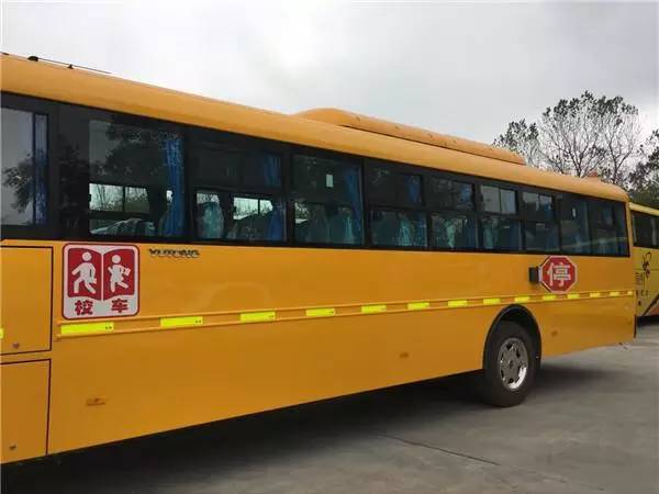 贵阳首批"校园定制巴士"11月1日试运行