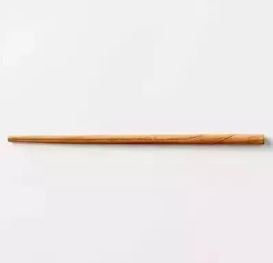 这个是叫做rassen的筷子,收起来是一只筷子