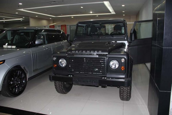 2015款两门路虎卫士最具有男人范的越野车多少钱