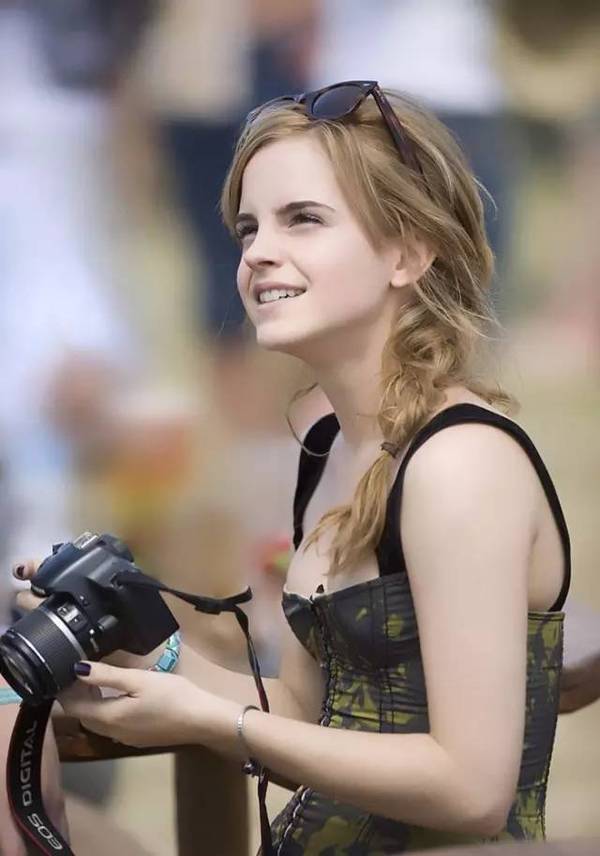 女神又在联合国演讲了,内心强大的女性最美丽!