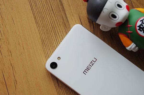 千元高颜值 5寸屏 双面玻璃 魅蓝u10新机开箱图赏