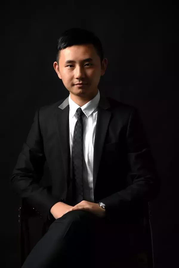 新瞩目培训学院 魅力导师 赵恒博