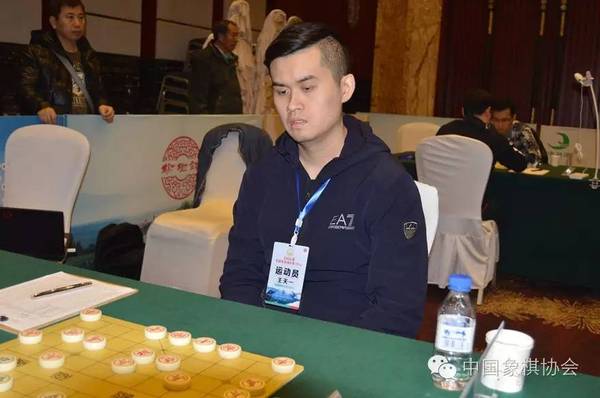 个人赛王天一加赛绝杀郑惟桐 时隔4年再登棋王宝座!