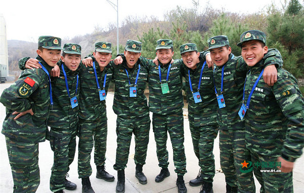 a组:武警部队直属支队张前进 b组:武警8630部队丁建波  个人冠军