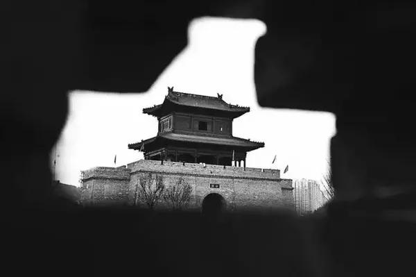 1.延安五城之府城"南门"