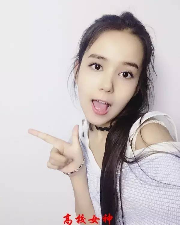 南京理工大学校花阿依帕丽,妩媚迷人,超像迪丽热巴!