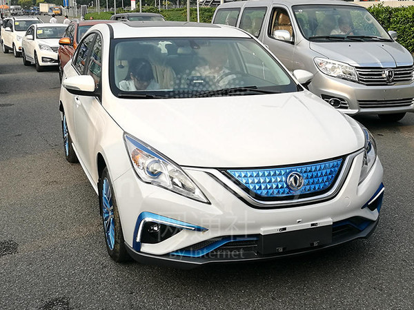 网通社广州车展探馆:东风风行景逸s50ev