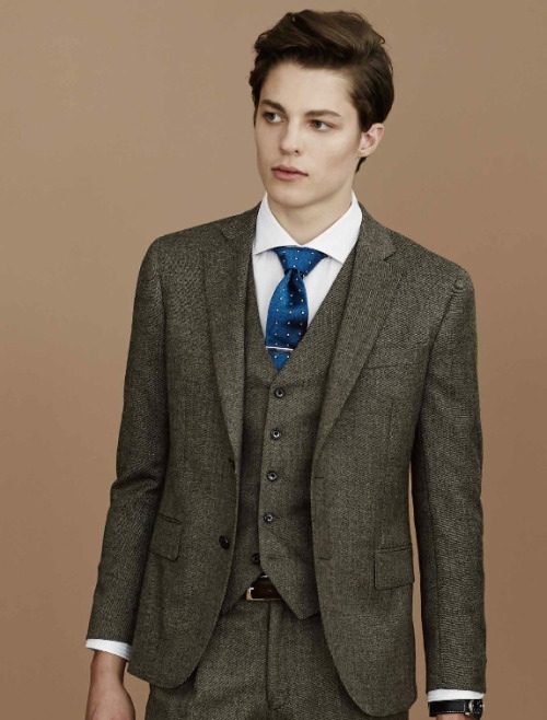 全球前五十男模的 ben allen,曾是 dior homme 开闭场模特,除了是秀场