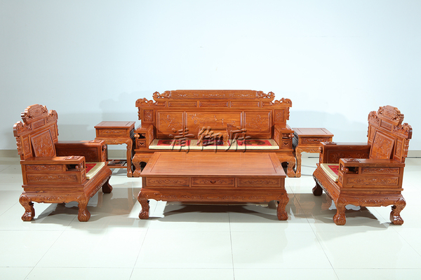 而这千年古银杏更是让这座千年古刹,  作者微信:13385892550  欢迎