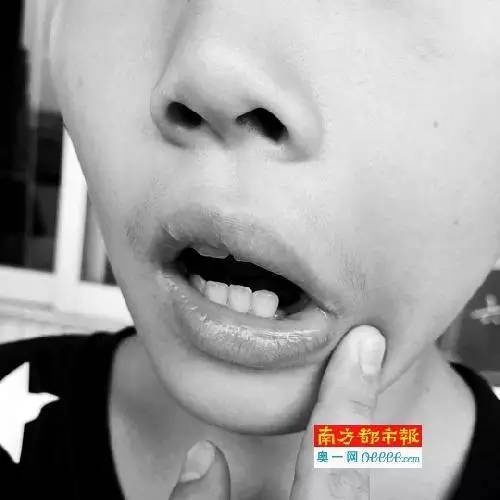 东莞:自己班级学生被殴打 女老师怒扇打人者5耳光