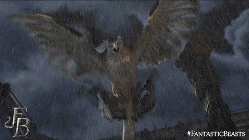 雷鸟:北美印第安神话中的神鸟,长着鹰头,身形巨大.