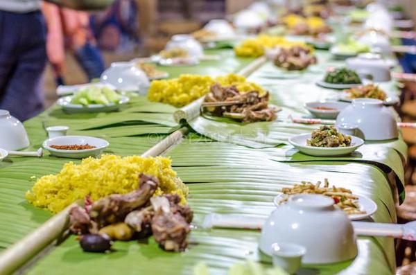 佤族最尊贵的佤王宴,都在吃些啥?