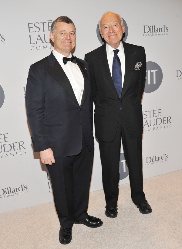 美国最有钱的20个富豪家族,特朗普只够他们的零头