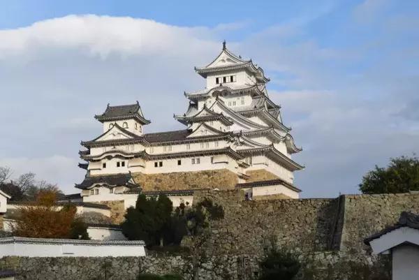 如若想要了解十七世纪日本筑城高峰期时的城郭建筑特