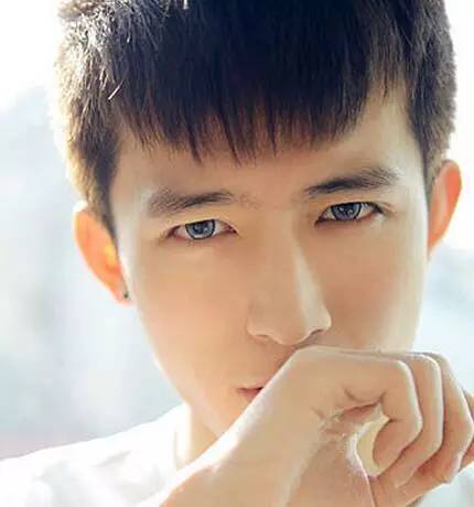 男生短碎发发型图片欣赏 时尚频道 手机搜狐