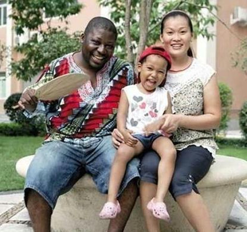 中国人与非洲黑人结婚后的小孩长什么样 新闻频道 手机搜狐