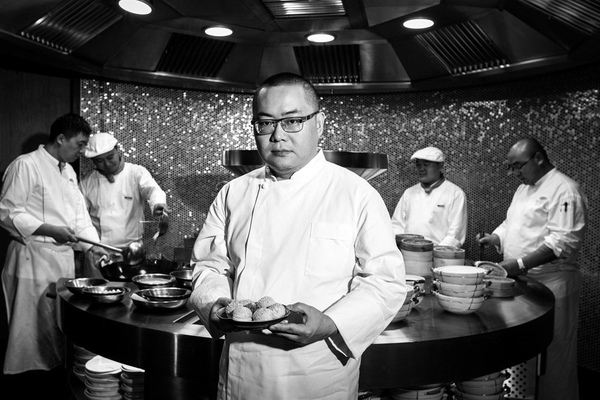 e:上海的厨师圈,对待这次米其林评选是什么态度?