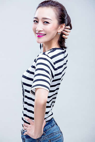 曲双双做客《一槌定音》携专家火力全开来鉴宝