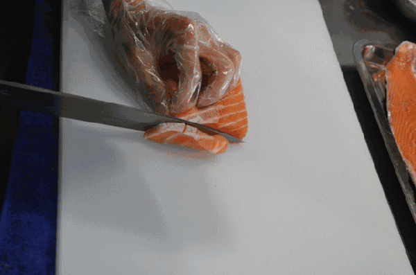 【福利】超大超厚挪威三文鱼,28元就可以吃得到!