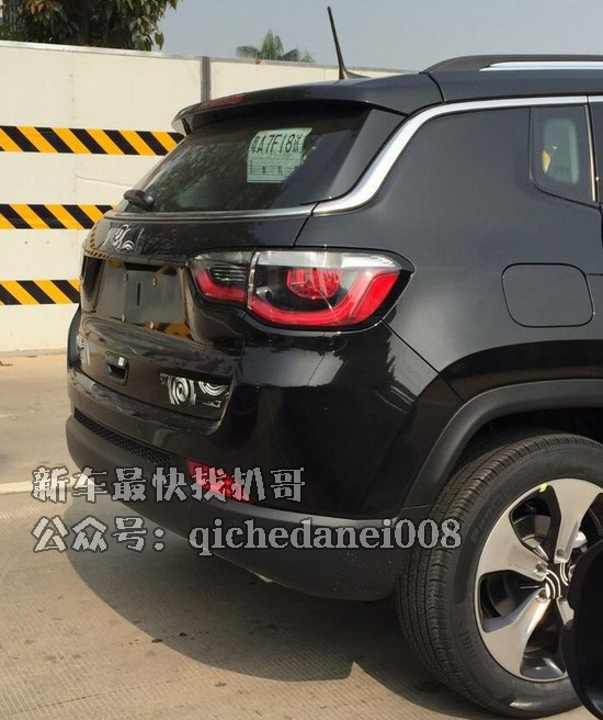 国产jeep指南者谍照曝光,后续将推trailhawk版